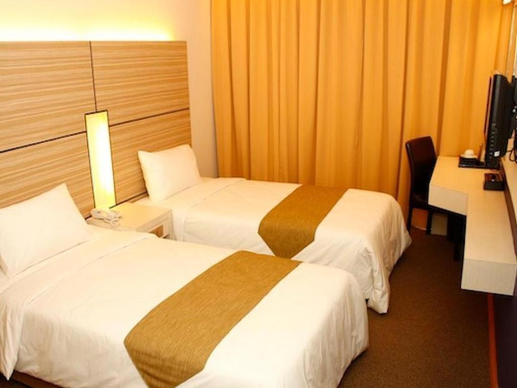 Grand Medallion Hotel Kuching Eksteriør bilde