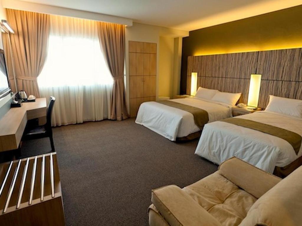 Grand Medallion Hotel Kuching Eksteriør bilde