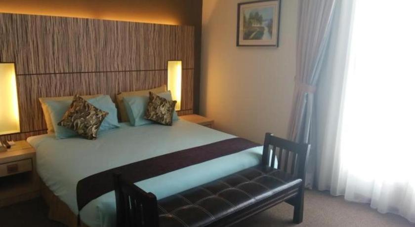Grand Medallion Hotel Kuching Eksteriør bilde