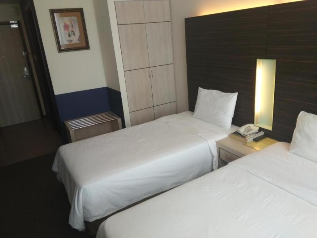 Grand Medallion Hotel Kuching Eksteriør bilde