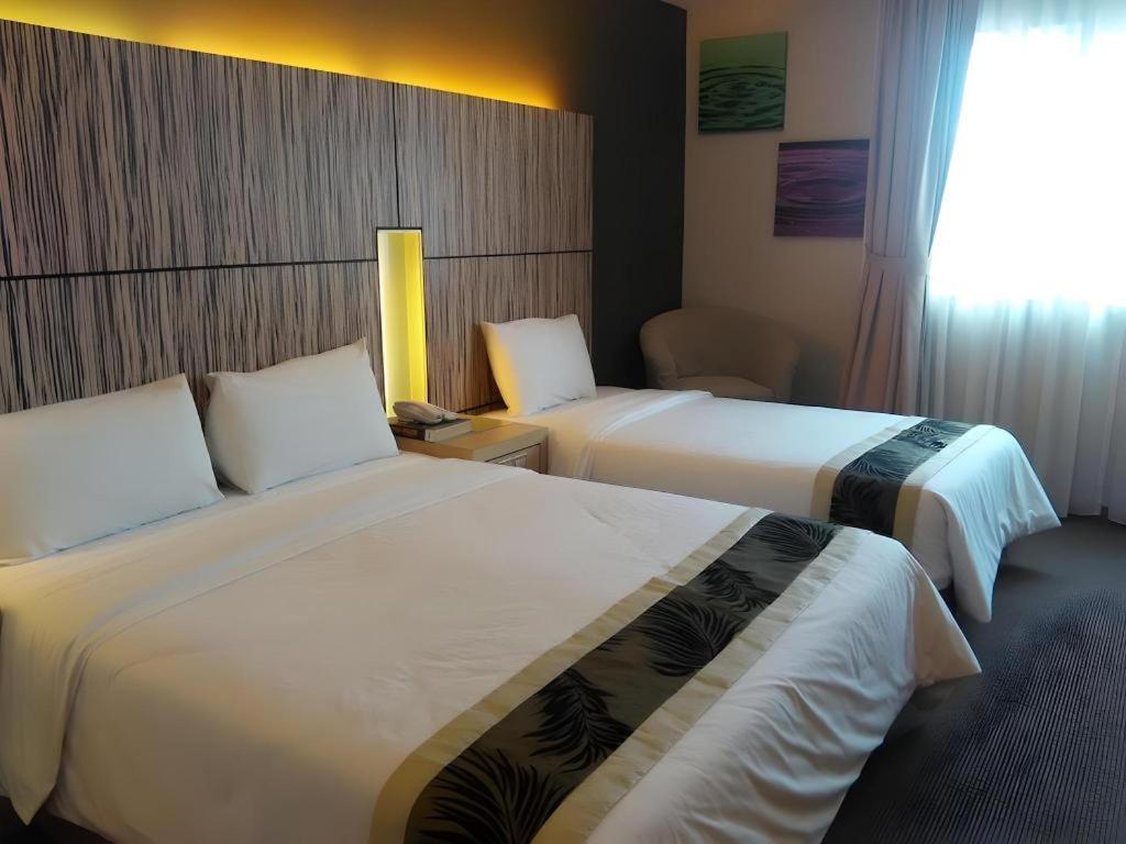 Grand Medallion Hotel Kuching Eksteriør bilde